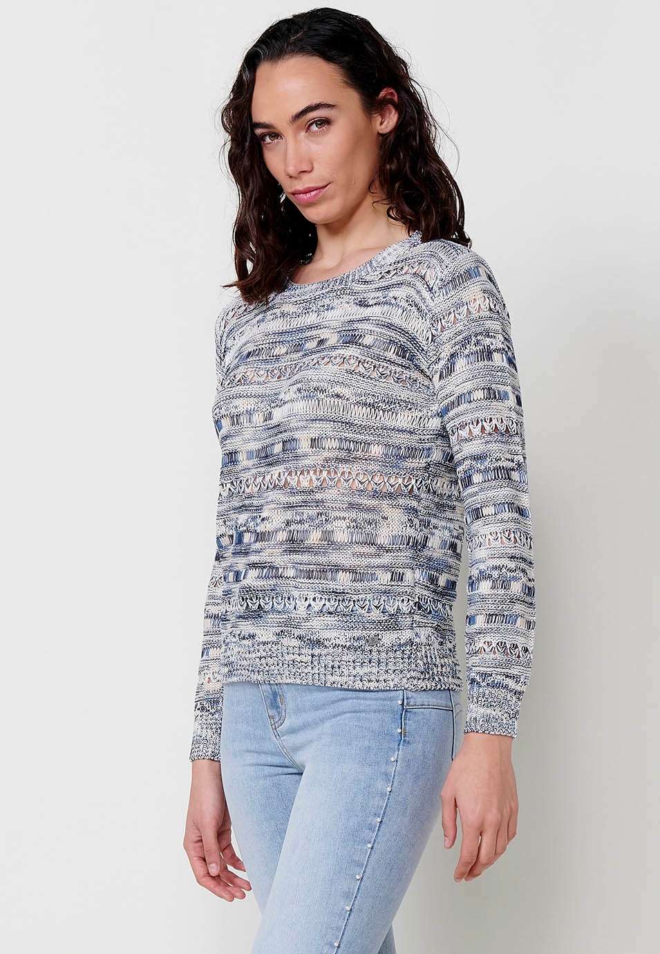 Women's blue long-sleeved round-neck knit sweater