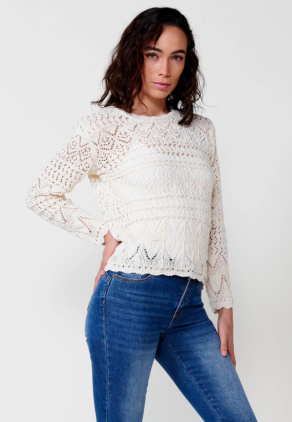 Pull col bateau en tricot à manches longues pour femme de couleur écru 1