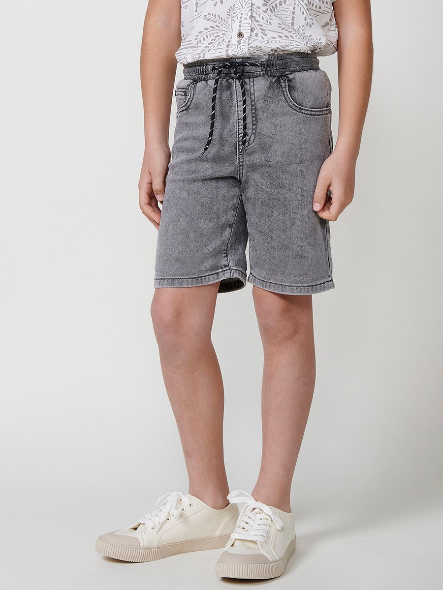 Pantalón Corto con Cintura Elástica y Cordón en Color Denim Gris para Niño 3